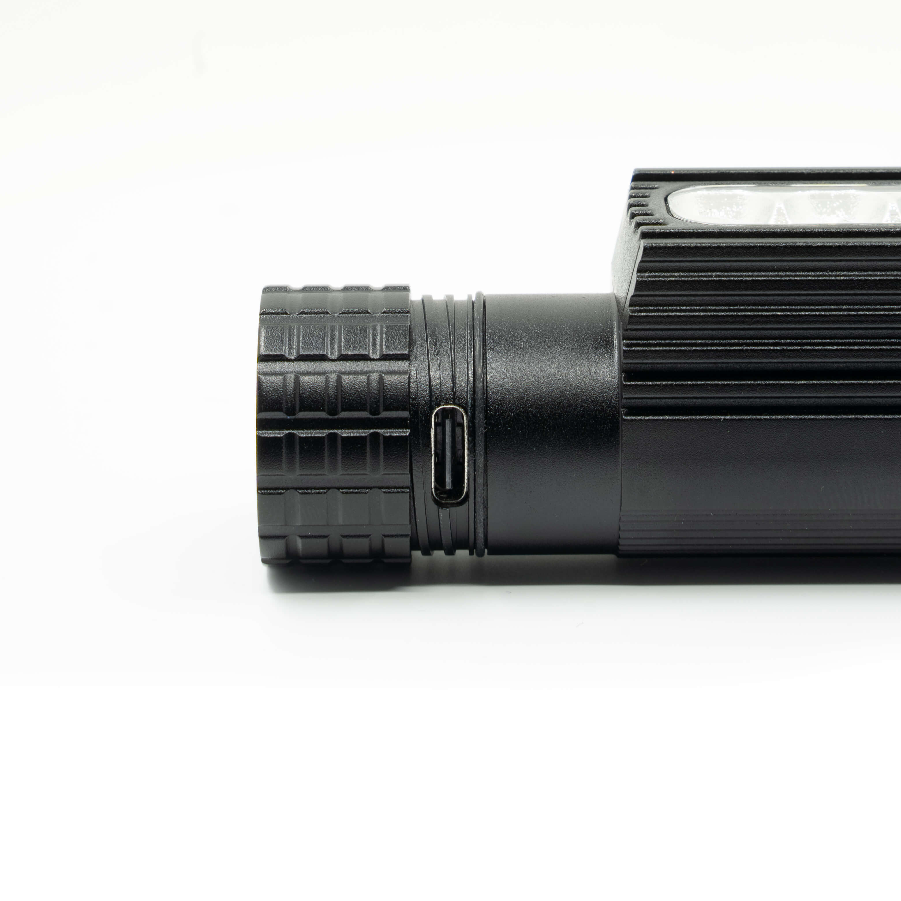 LED pannlampa med uppladdningsbart 2000 mAH batteri